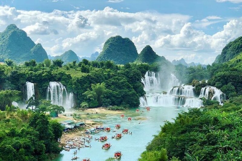 best time to join ban gioc waterfall tours